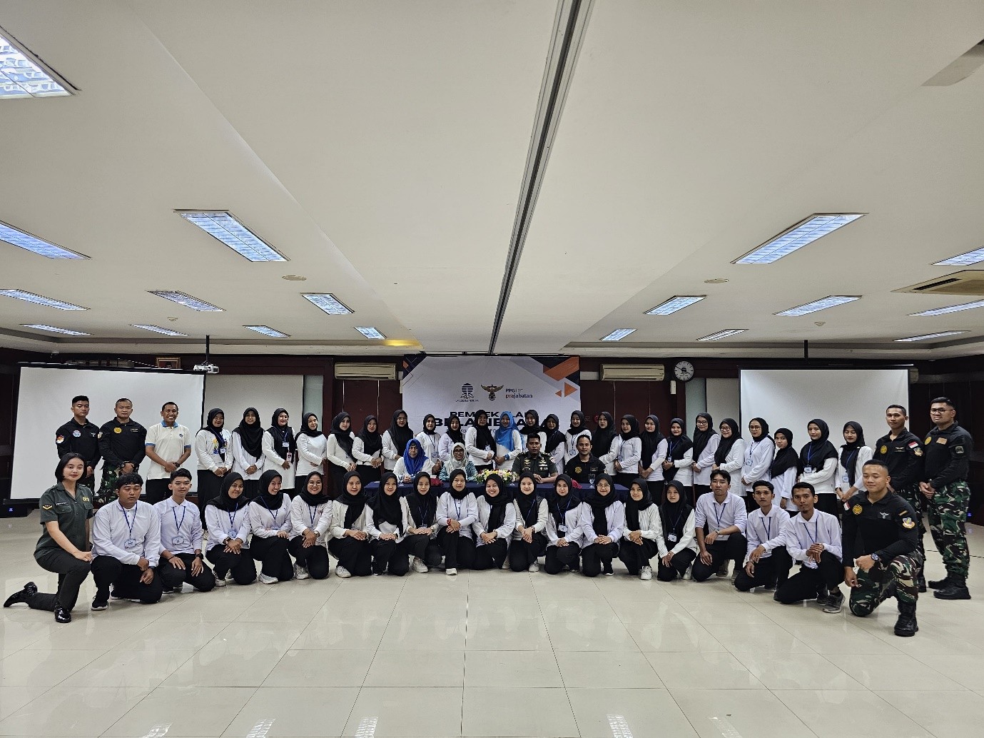 Pembekalan Bela Negara bagi Mahasiswa PPG Prajabatan FKIP Universitas Terbuka